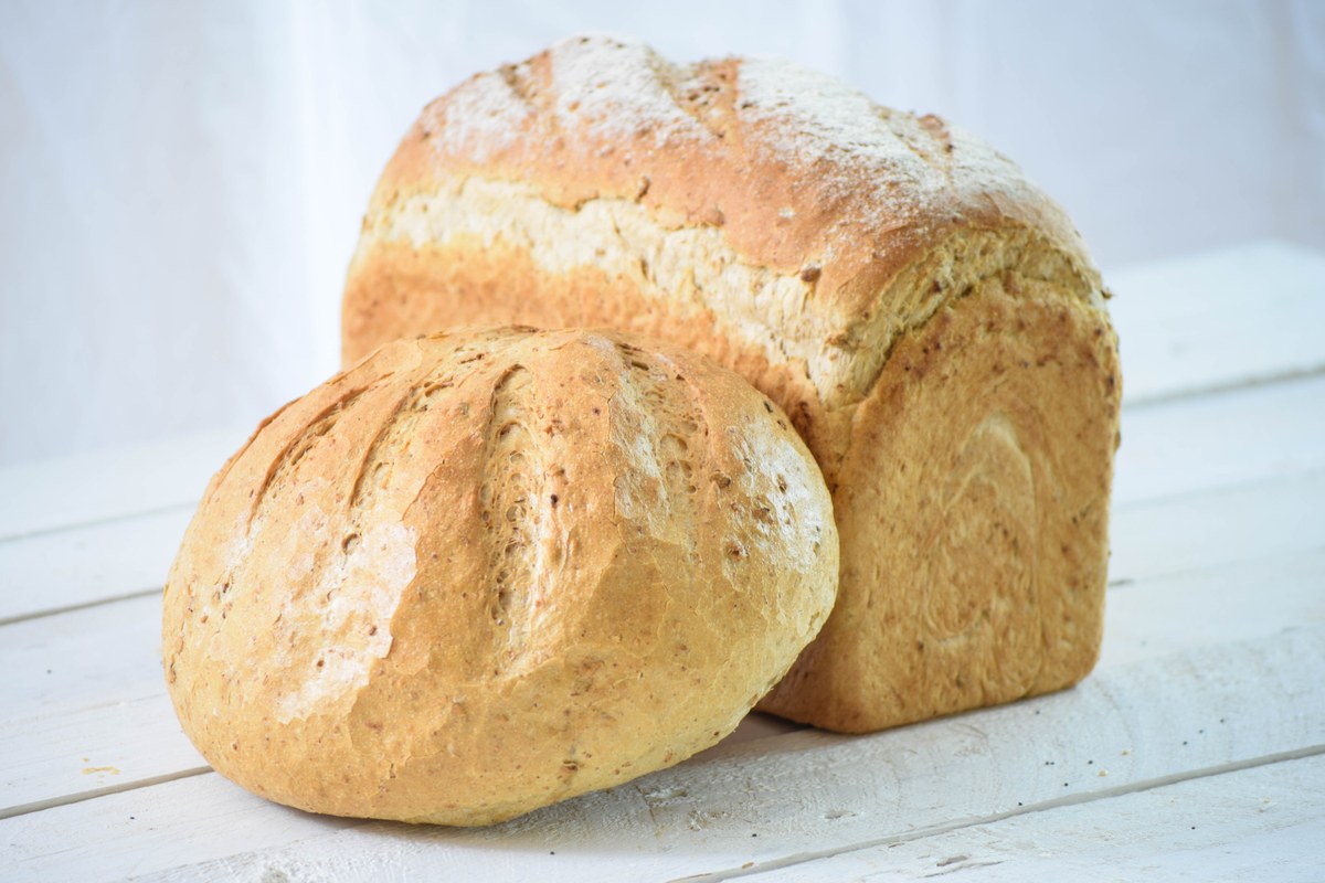 Granary Bread and Rolls — Zeelandia
